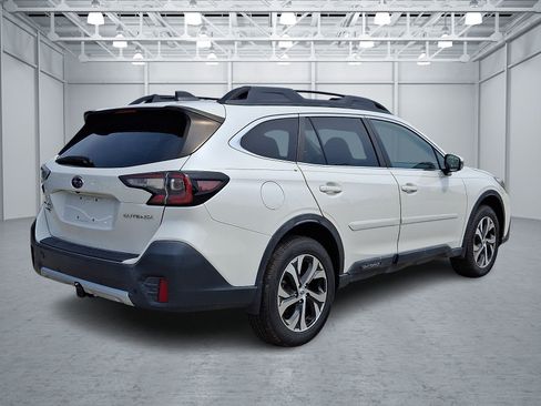 Used 2020 Subaru Outback Limited AWD/4WD image 6