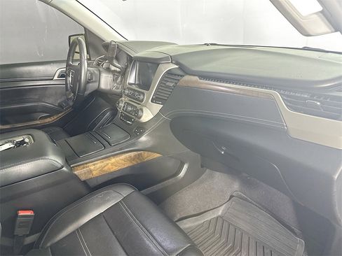 Used 2019 GMC Yukon Denali w/ Denali Ultimate Package image 32