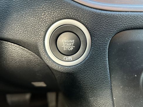 Used 2023 Dodge Charger SXT image 22