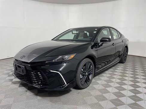 New 2026 Toyota Camry Hybrid w/ Convenience Package AWD/4WD image 3