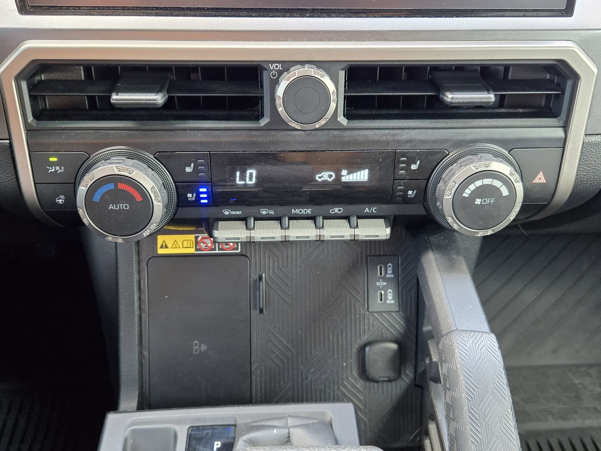 Used 2025 Toyota 4Runner TRD Off-Road Premium AWD/4WD image 18