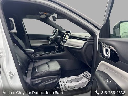 Used 2025 Jeep Compass Limited AWD/4WD image 14