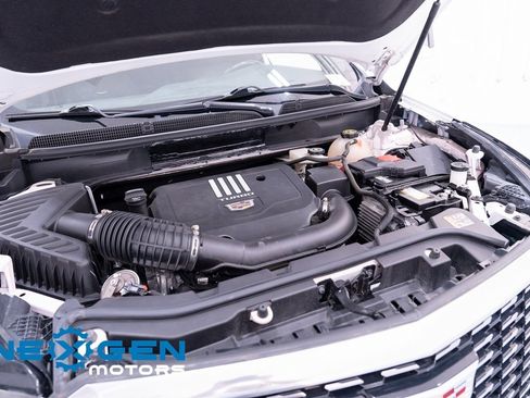 Used 2021 Cadillac XT5 Premium Luxury image 12