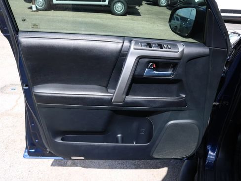 Used 2015 Toyota 4Runner SR5 RWD image 11
