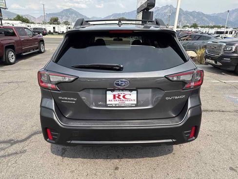 Used 2022 Subaru Outback Premium AWD/4WD image 7