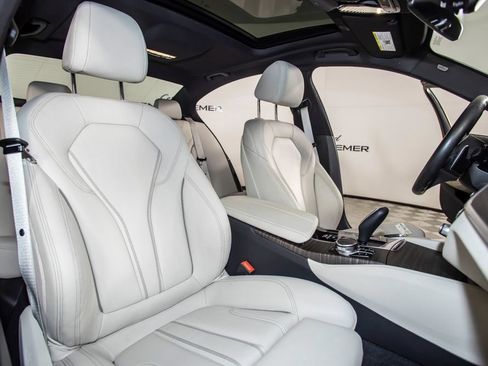 Used 2023 BMW 530e w/ M Sport Package RWD image 14