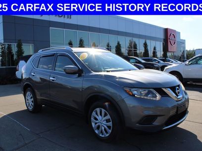 Used 2016 Nissan Rogue S w/ Appearance Package