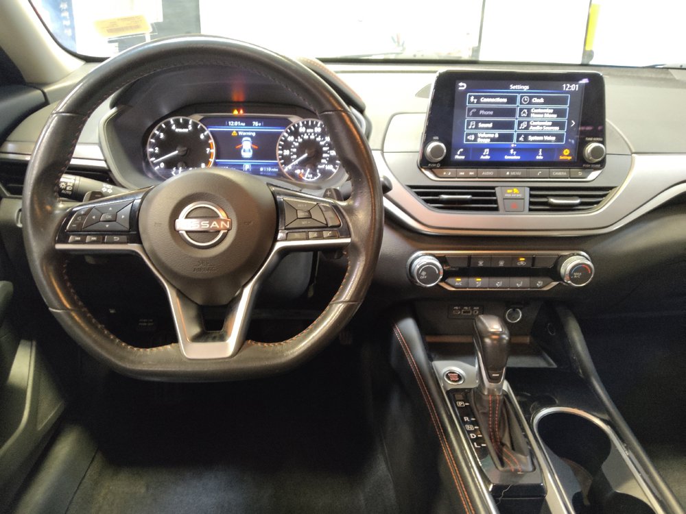 Used 2024 Nissan Altima 2.5 SR FWD image 22