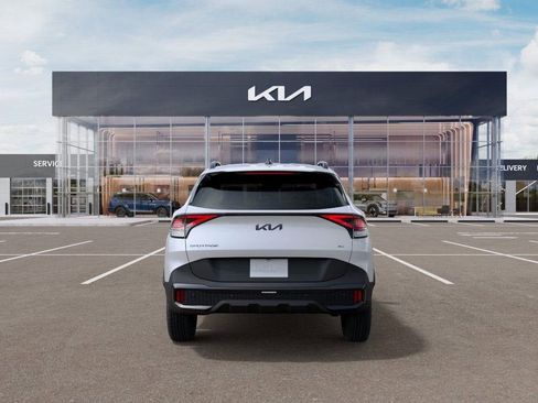 Used 2025 Kia Sportage X-Line image 5