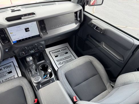 Used 2025 Ford Bronco Big Bend AWD/4WD image 16