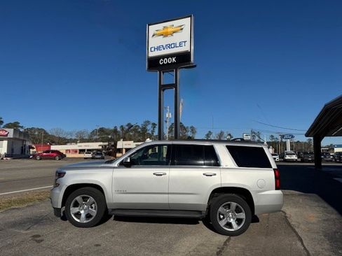 Used 2016 Chevrolet Tahoe LT image 1