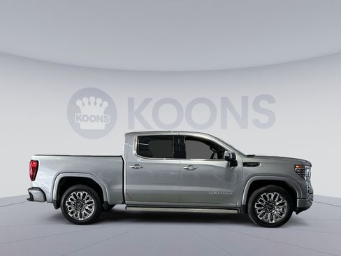 Used 2024 GMC Sierra 1500 Denali Ultimate image 17