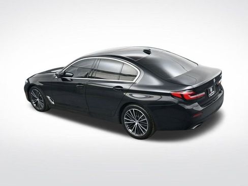 Used 2023 BMW 530i image 28