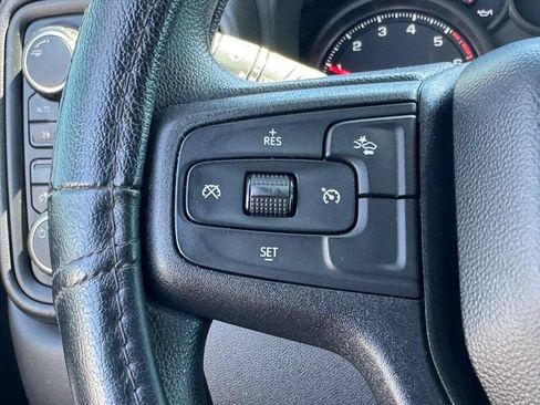 Used 2025 Chevrolet Silverado 1500 Custom Trail Boss AWD/4WD image 19