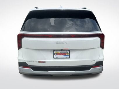 New 2026 Kia Carnival EX
