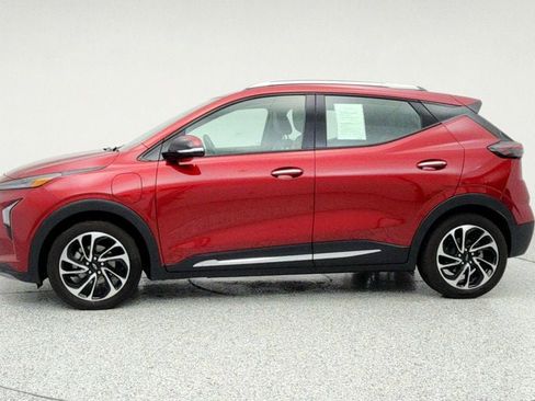 Used 2023 Chevrolet Bolt EUV Premier image 8