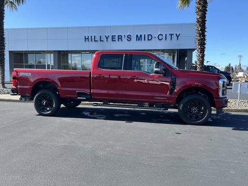 New 2026 Ford F350 Lariat w/ Black Appearance Package image 2