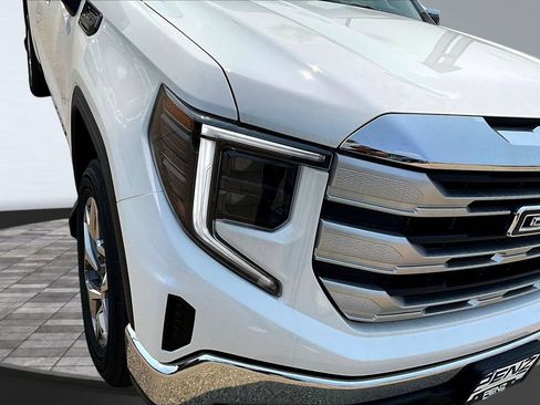 New 2026 GMC Sierra 1500 SLE w/ Preferred Package AWD/4WD image 34