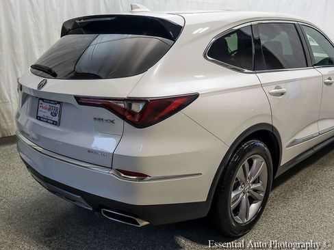 Used 2025 Acura MDX SH-AWD image 7
