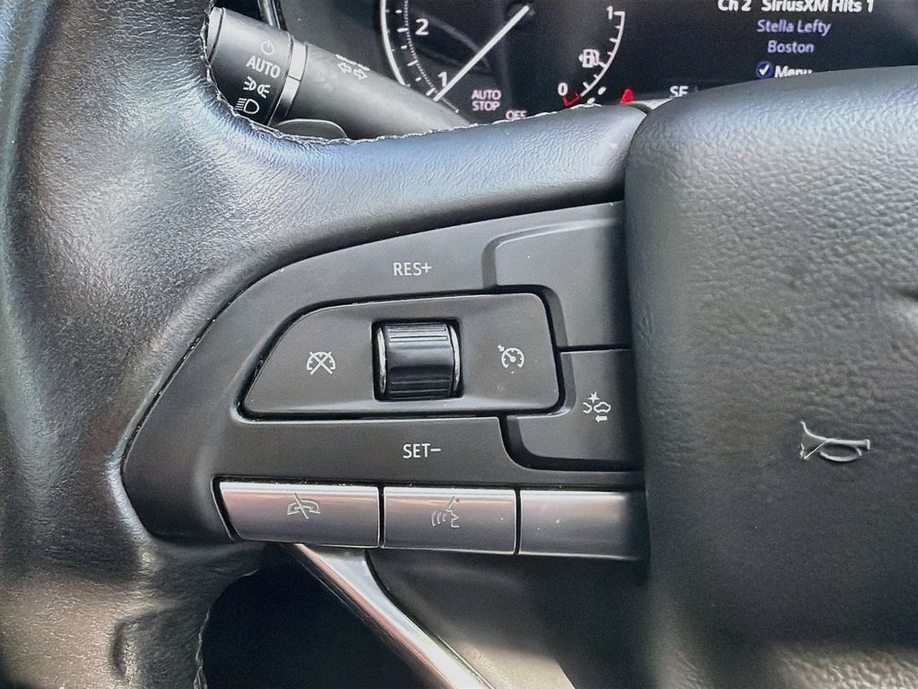 Certified 2024 Cadillac XT6 Luxury FWD image 38