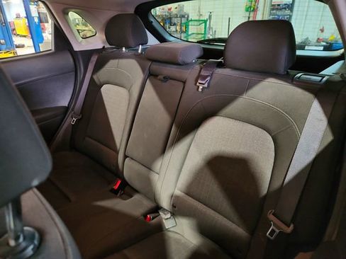 Used 2023 Hyundai Kona SEL AWD/4WD image 17