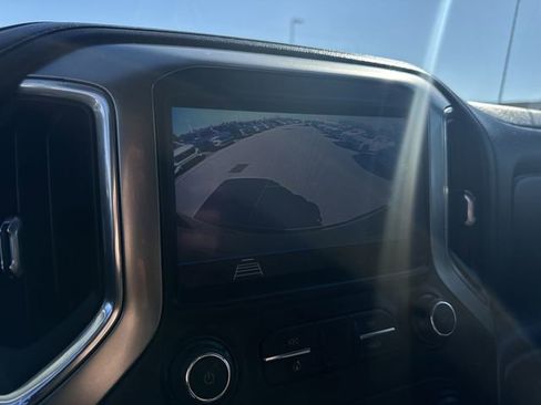 Used 2020 Chevrolet Silverado 1500 LT image 14