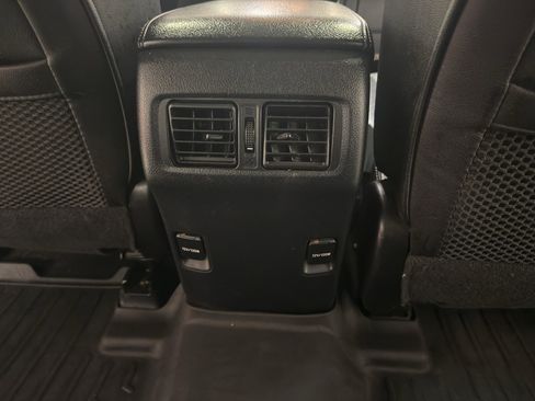 Used 2018 Toyota 4Runner SR5 Premium AWD/4WD image 27