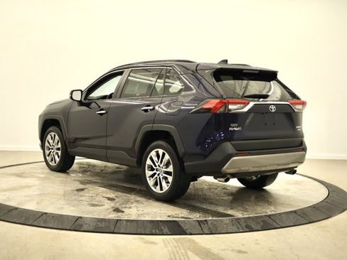 Certified 2022 Toyota RAV4 Limited image 5