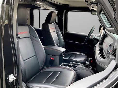 Certified 2024 Jeep Wrangler Unlimited Rubicon w/ Convenience Group image 22