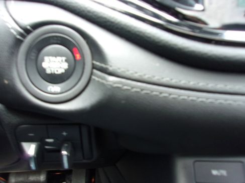 Used 2022 Dodge Durango GT image 19