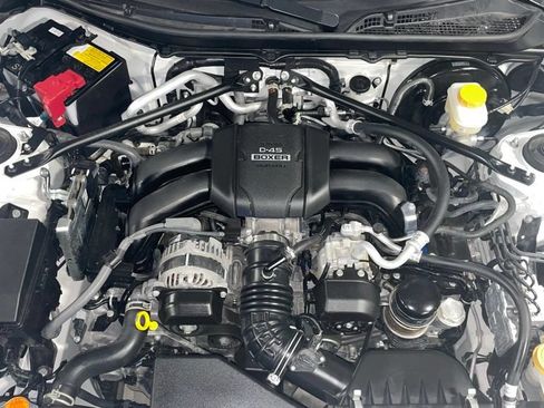 Used 2024 Subaru BRZ Limited w/ Popular Package 2 RWD image 18