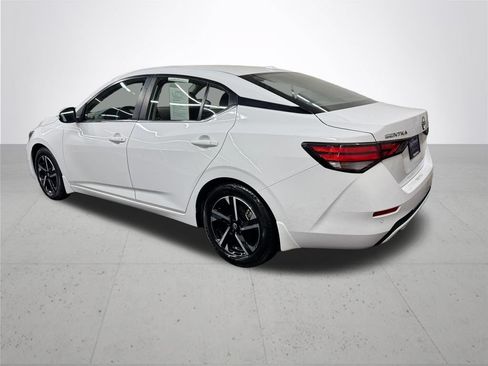 Used 2024 Nissan Sentra SV w/ Trunk Package FWD image 4