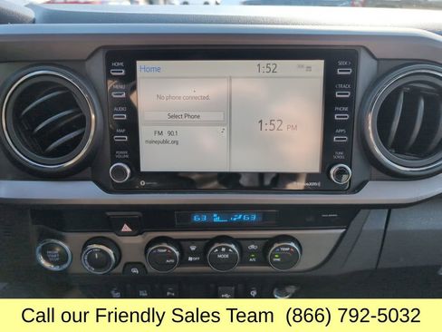 Used 2021 Toyota Tacoma TRD Off-Road w/ Technology Package image 22