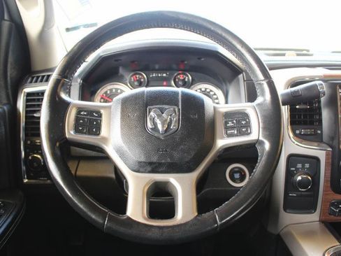 Used 2018 RAM 2500 Laramie w/ Convenience Group AWD/4WD image 32