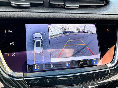 Used 2022 Cadillac XT6 Premium Luxury w/ Technology Package image 23