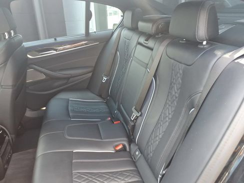 Used 2021 BMW M550i xDrive w/ Executive Package AWD/4WD image 28
