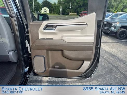 Used 2024 Chevrolet Silverado 1500 LTZ w/ LTZ Convenience Package II AWD/4WD image 30