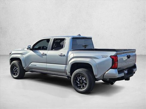 Used 2025 Toyota Tacoma TRD Sport image 7