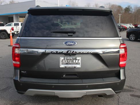 Used 2019 Ford Expedition XLT w/ Equipment Group 202A image 6