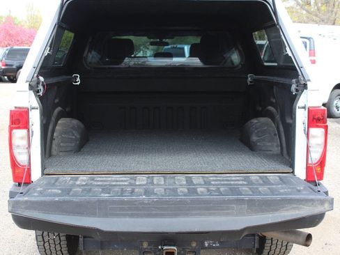 Used 2021 Ford F250 XL w/ Power Equipment Group AWD/4WD image 6