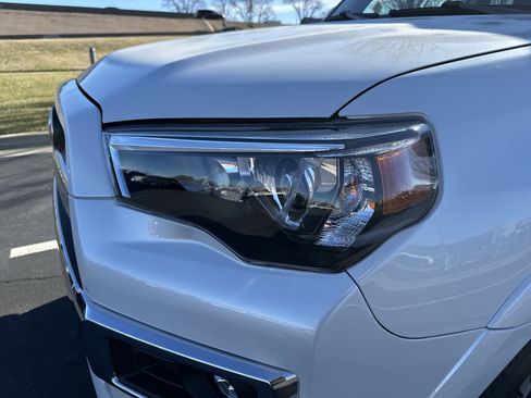 Used 2024 Toyota 4Runner Limited image 6