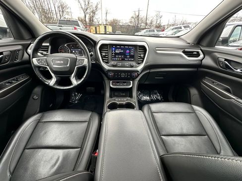 Used 2023 GMC Acadia SLT w/ Preferred Package image 22