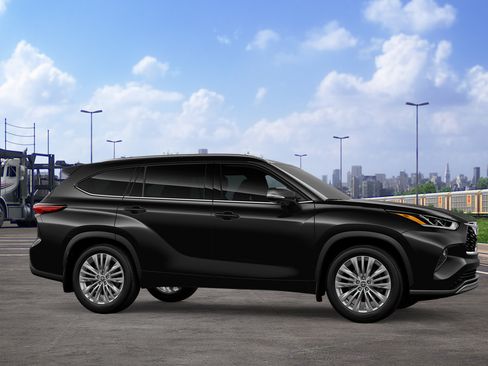 New 2026 Toyota Highlander Platinum AWD/4WD image 13