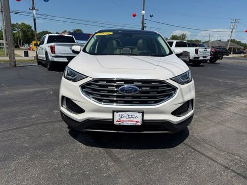 Used 2019 Ford Edge Titanium w/ Cold Weather Package AWD/4WD image 16