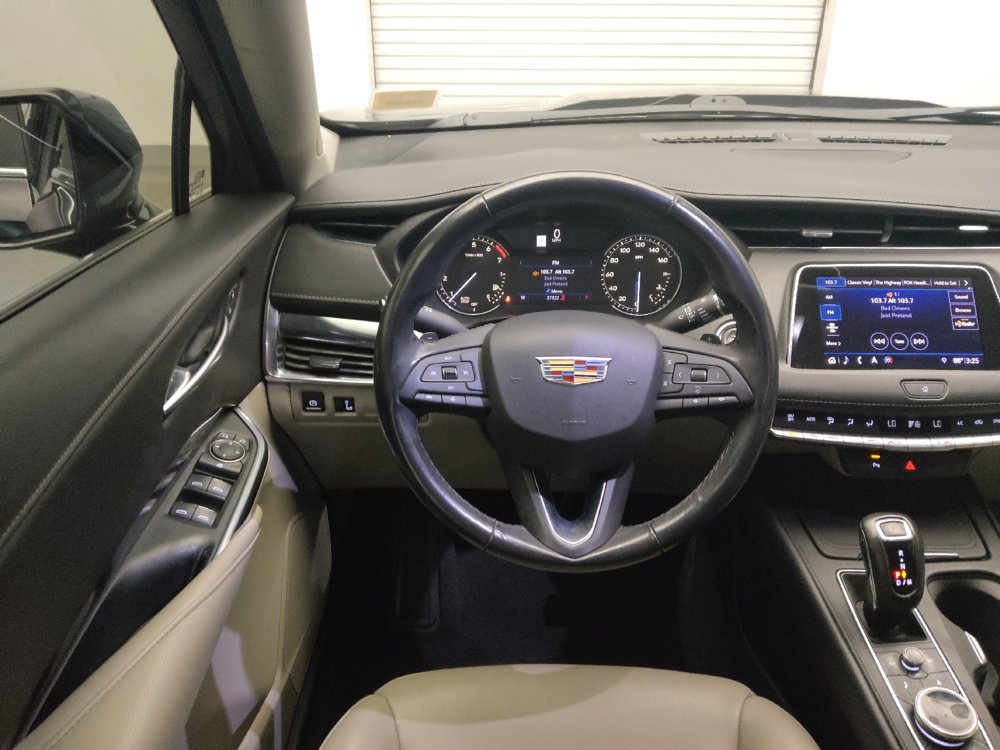 Used 2019 Cadillac XT4 Luxury FWD image 22