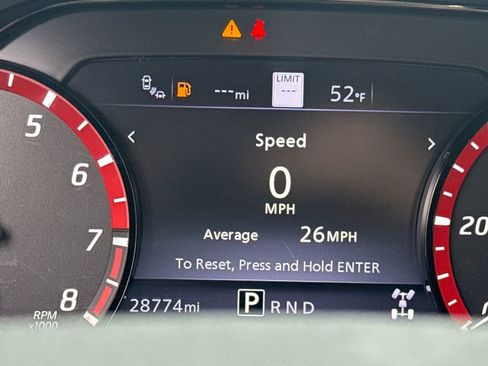 Used 2024 Nissan Frontier PRO-4X w/ Pro Premium Package image 17