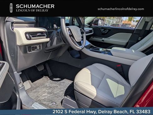 New 2026 Lincoln Aviator 2WD image 12