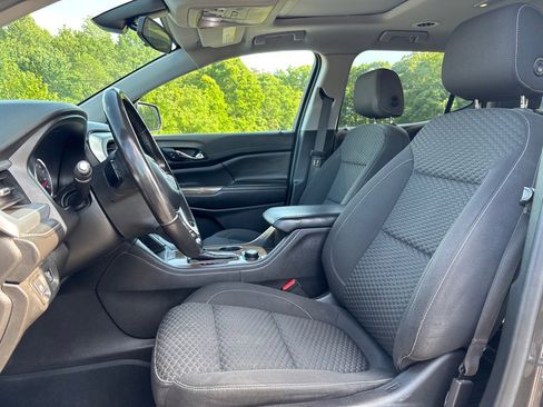 Used 2019 GMC Acadia SLE FWD image 11