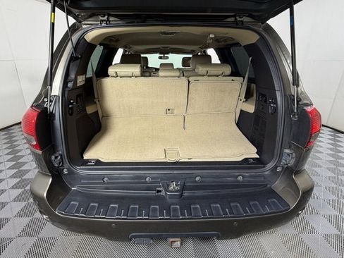 Used 2017 Toyota Sequoia Limited w/ Safety & Convenience Package RWD image 8