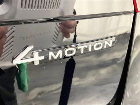 Used 2022 Volkswagen Tiguan S w/ IQ.Drive Package image 8